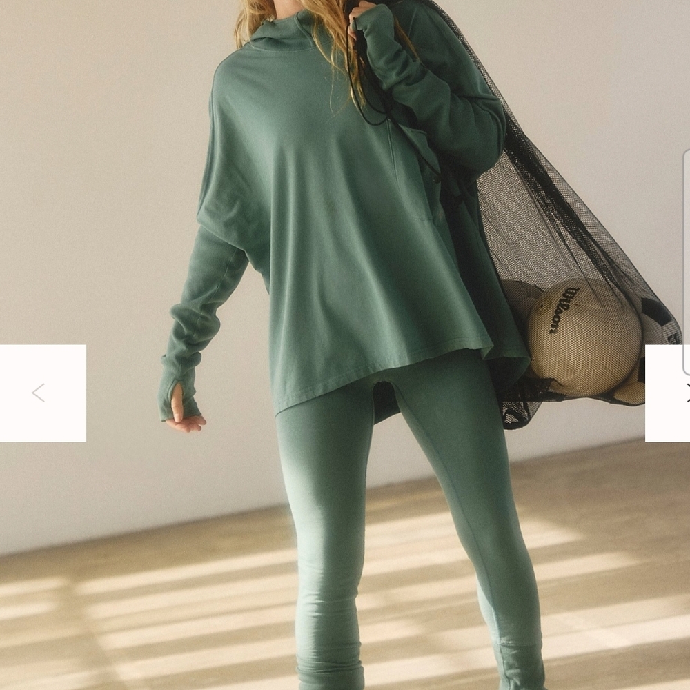Green Hoodie and Leggings Set - Picture 2 of 2